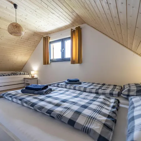 Rekreacny Dom Vlasky Semesterbostad Bešeňová